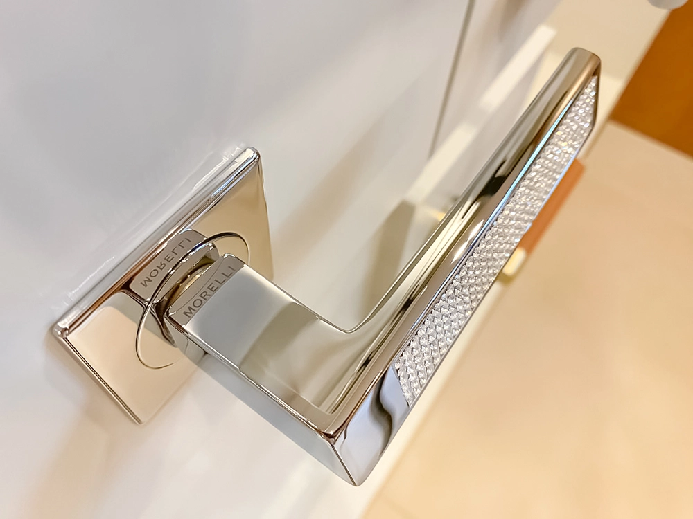 Ручка дверная DOLCE VITA S1 CRO раздельная на квадратной розетке, цвет хром, латунь фото купить в Челябинске